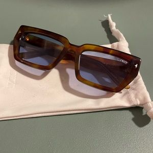 Dezi Sunglasses
